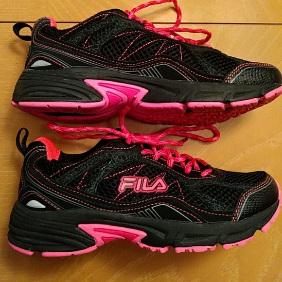 fila disruptor zumiez